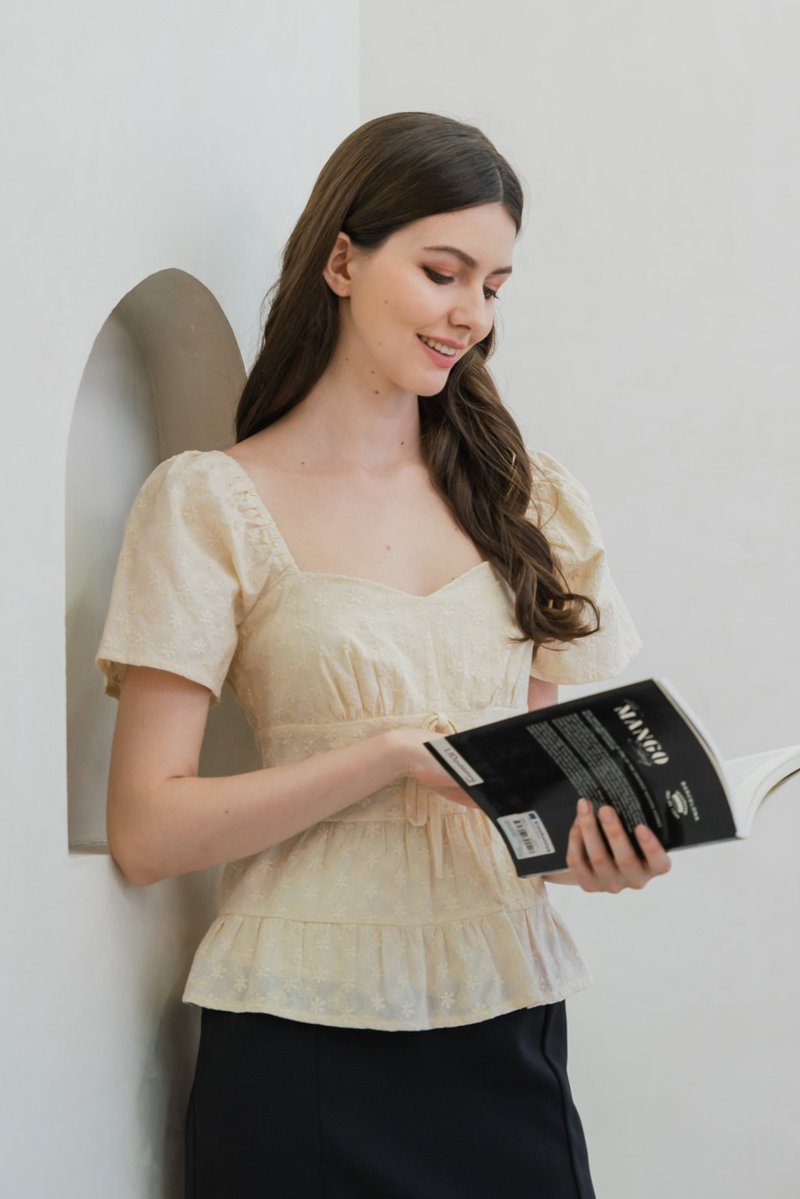Emerson Embroidery Ribbon Top In Cream (XS)