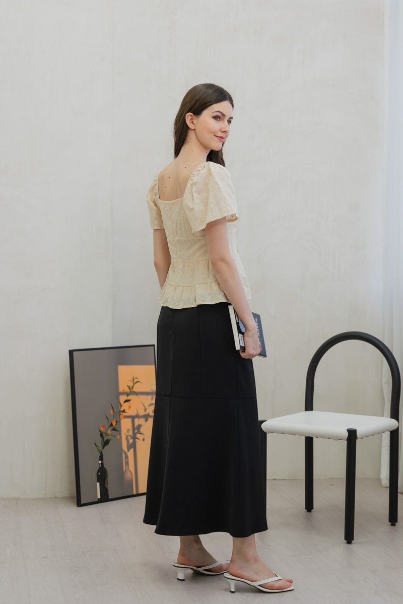 Emerson Embroidery Ribbon Top In Cream (XS)