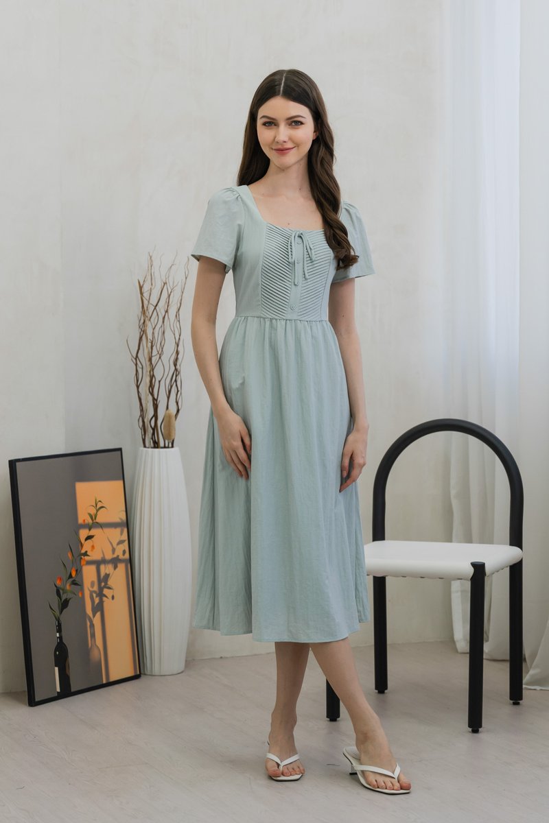 Pacifika Pintuck Ribbon Midi Dress In Sage (XS)