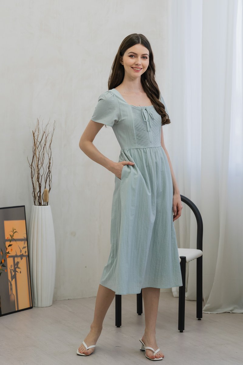 Pacifika Pintuck Ribbon Midi Dress In Sage (XS)