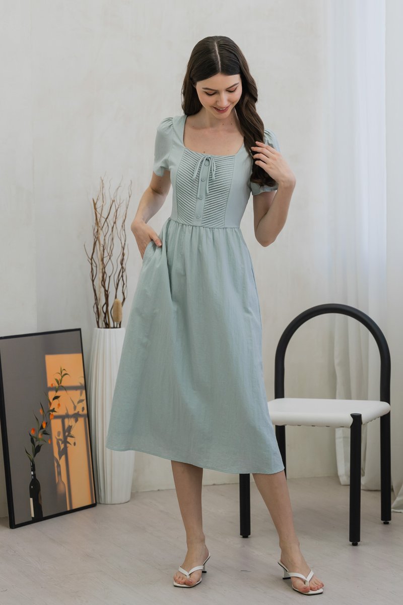 Pacifika Pintuck Ribbon Midi Dress In Sage (XS)