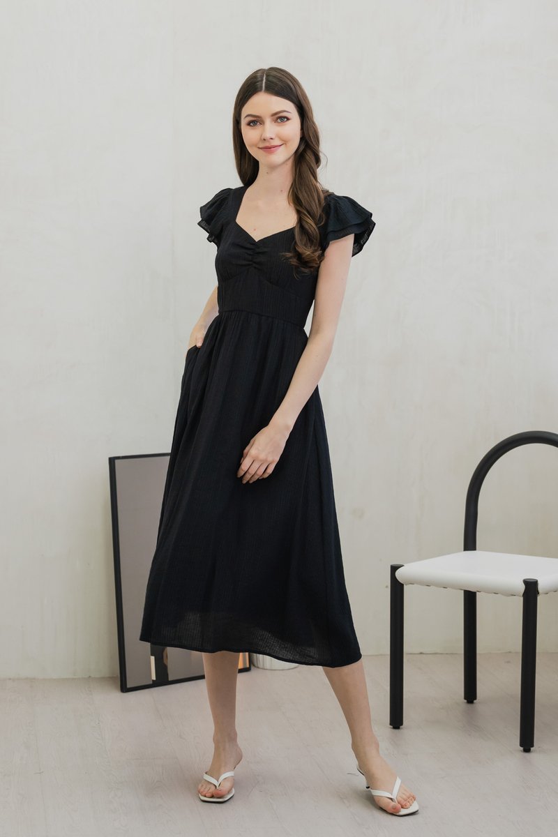 Tamryn Textured Flutter Sleeve Maxi Dress In Black (XS)