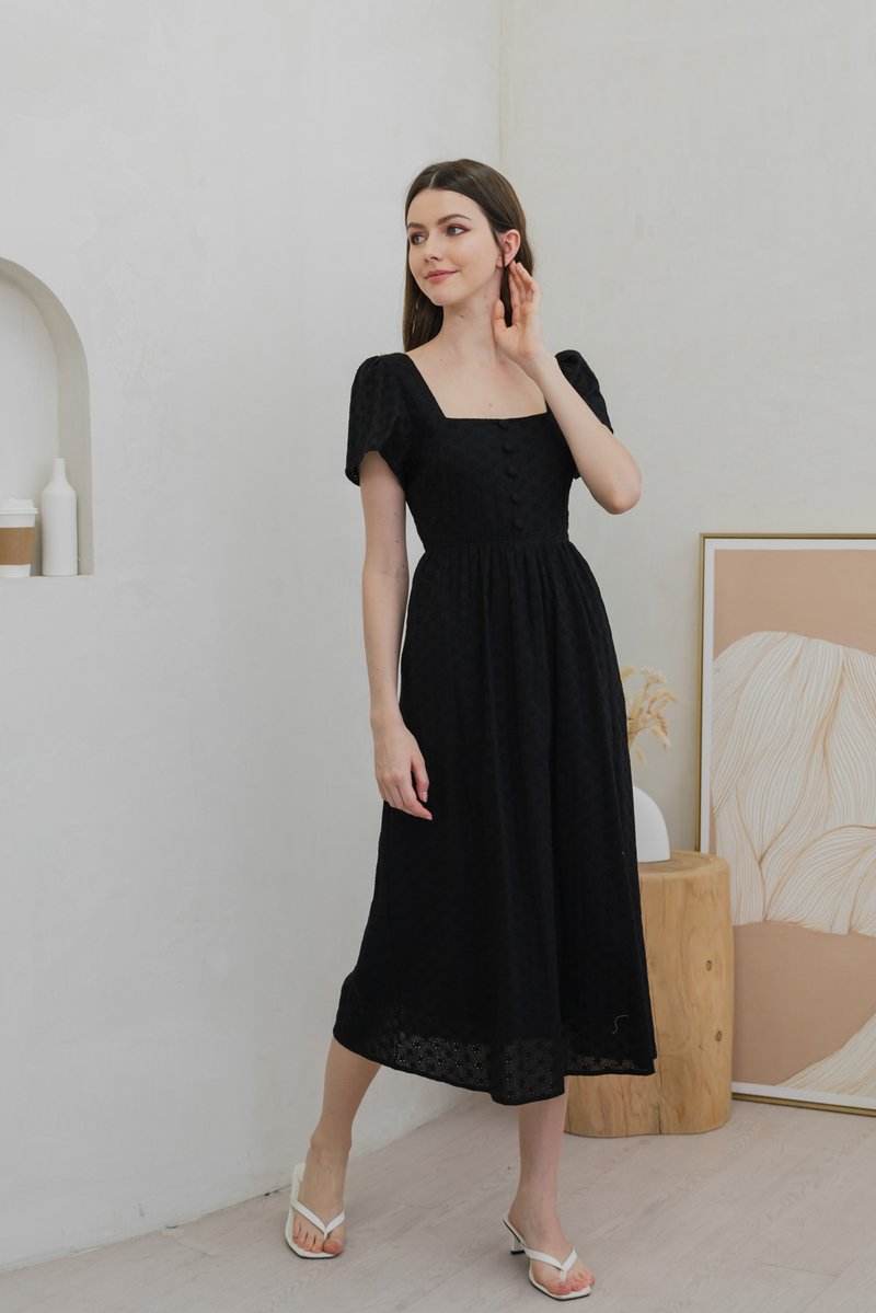 Evante Eyelet button Midi Dress In Black (XS)
