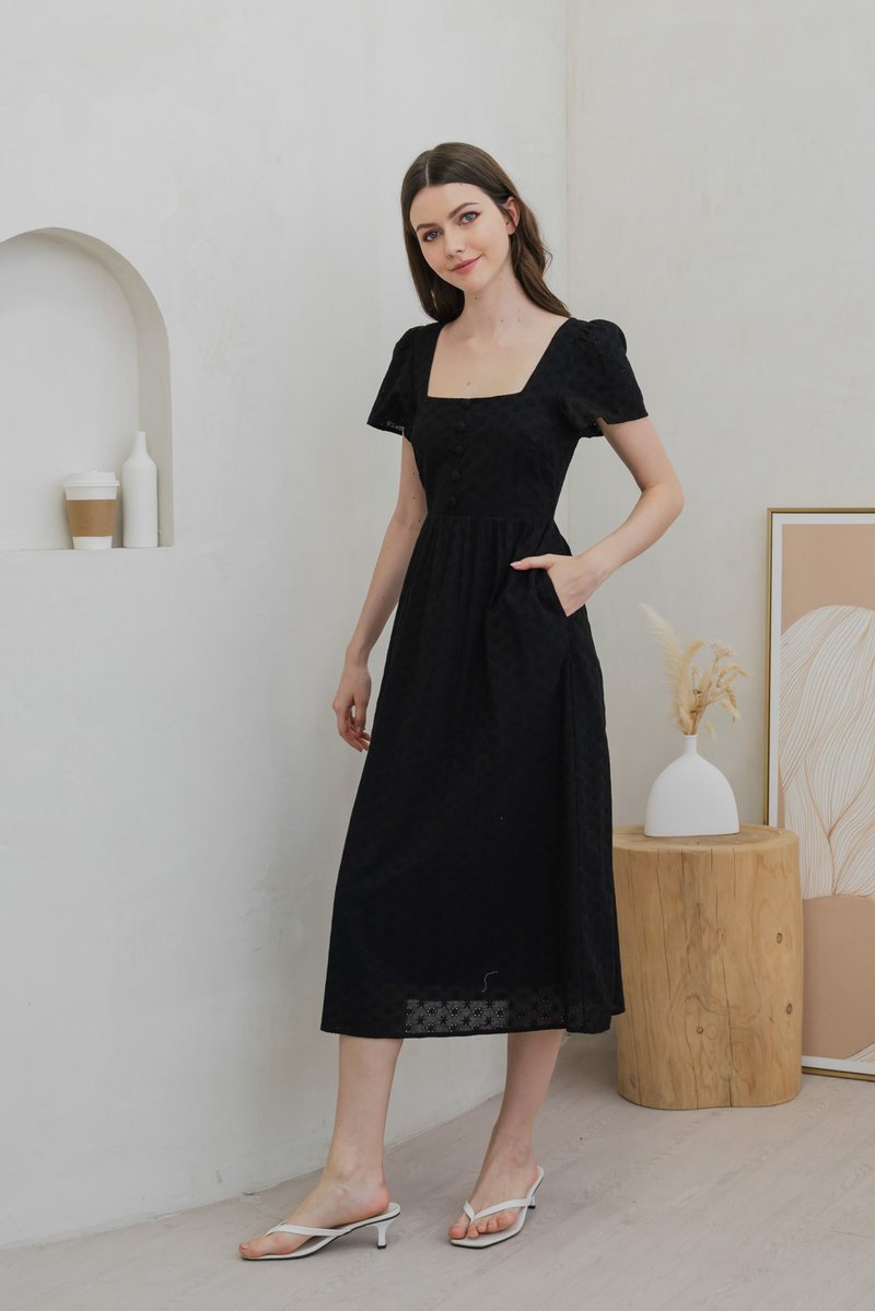 Evante Eyelet button Midi Dress In Black (XS)