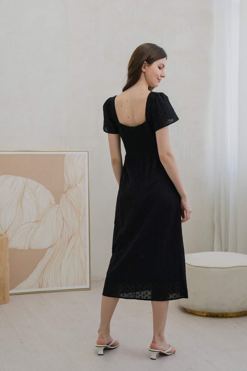 Evante Eyelet button Midi Dress In Black (XS)