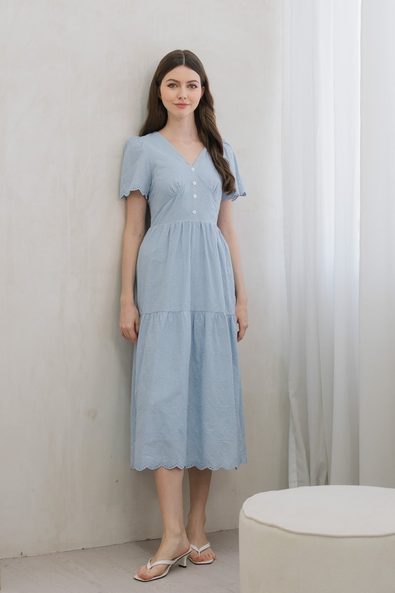 Histeria Eyelet Button Midi Dress In Blue (XS)