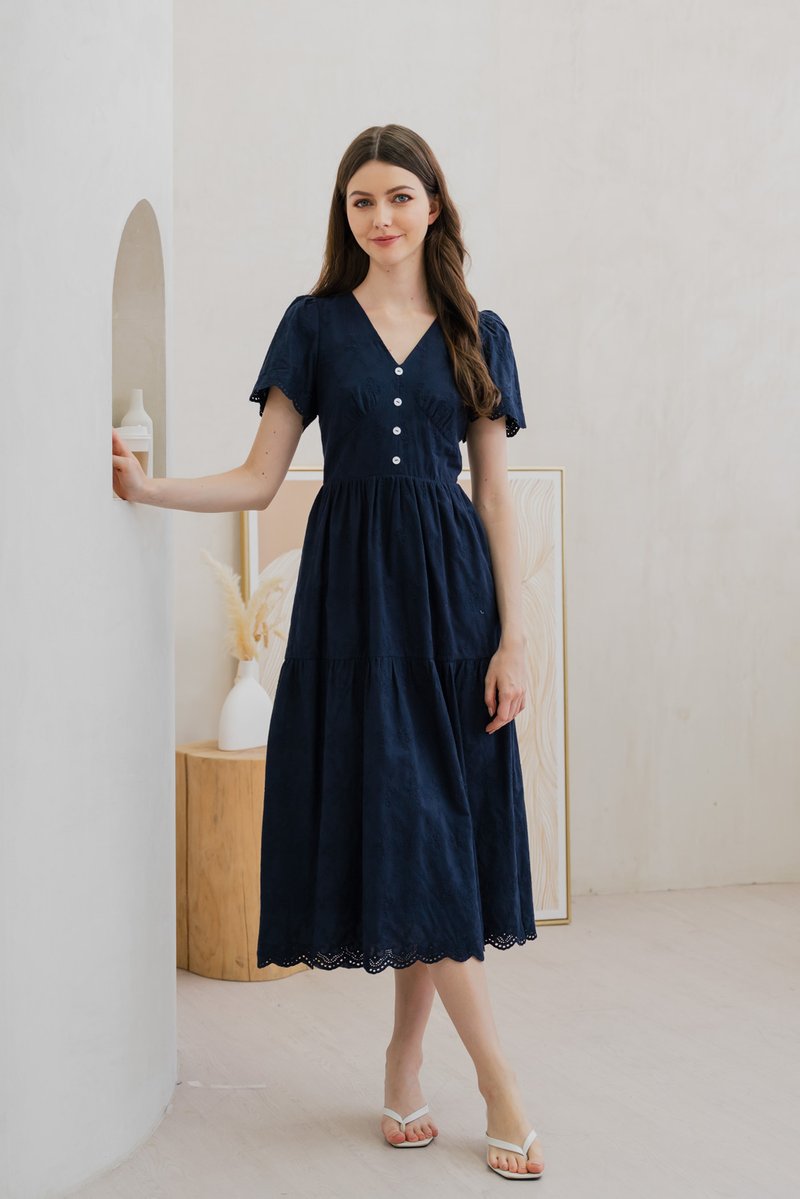 Histeria Eyelet Button Midi Dress In Navy (XS)