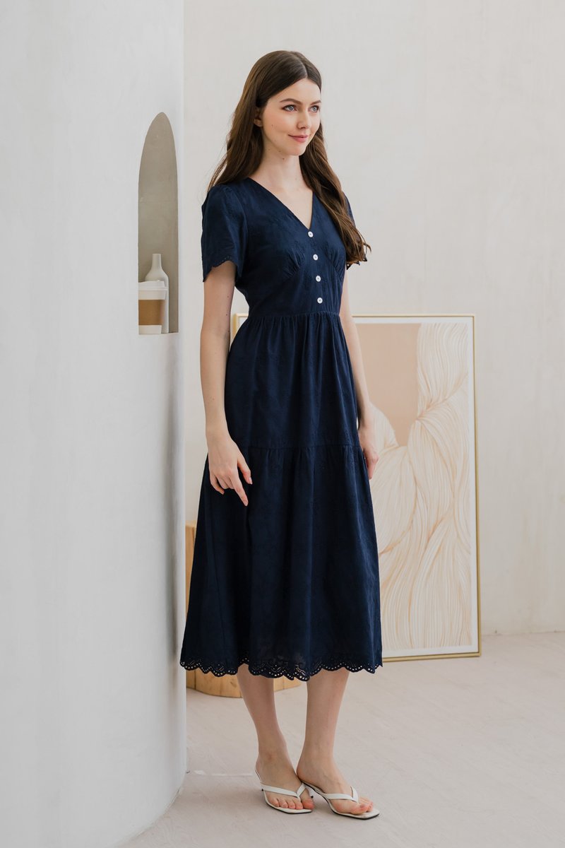 Histeria Eyelet Button Midi Dress In Navy (XS)