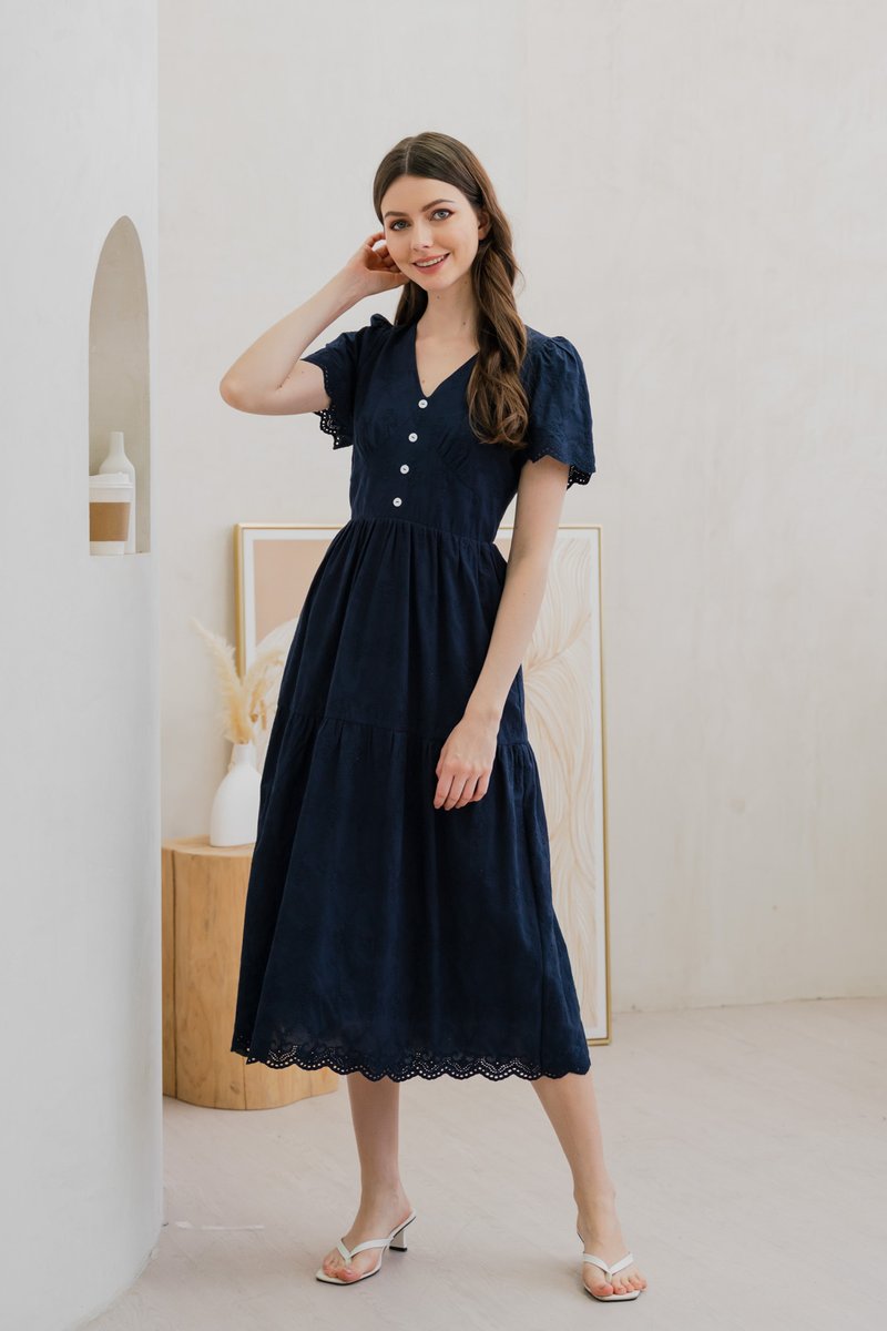 Histeria Eyelet Button Midi Dress In Navy (XS)