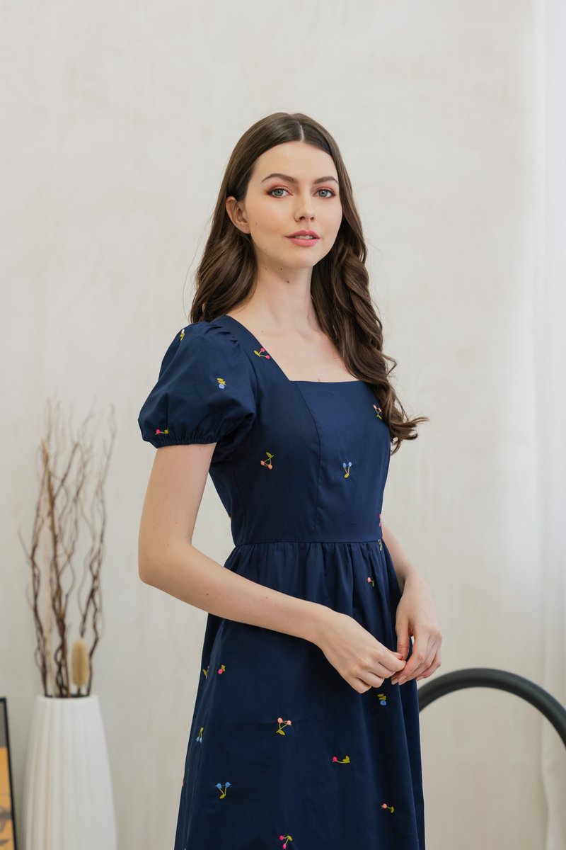 Tarte Cherry Embroidery Midi Dress In Navy (XS)