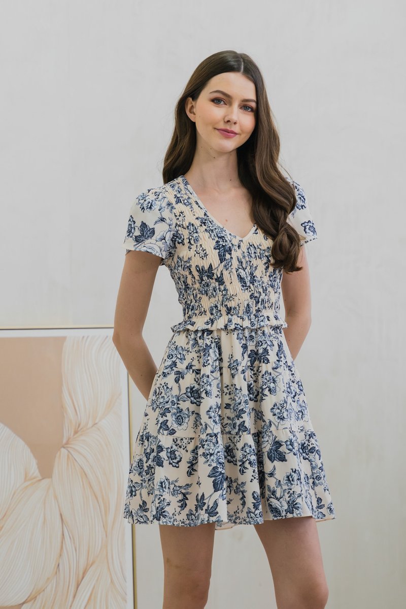 Vela Smocked Floral V-Neck Dress In Cream (XS)