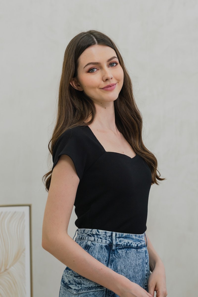 Cerca Padded Ribbed Cotton Top In Black (XS)