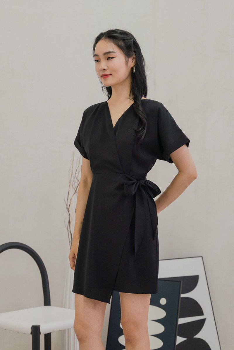 Flounce Faux Wrap Dress In Black