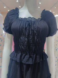 Ripple Textured Ruffles Tiered Midi Dress In Black (XS)
