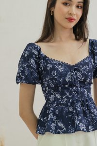 Verela Floral Ribbon Top In Navy