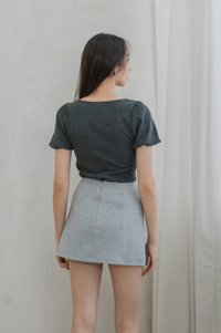 Rei Ribbed Puff Sleeve Top In Dark Grey (S)
