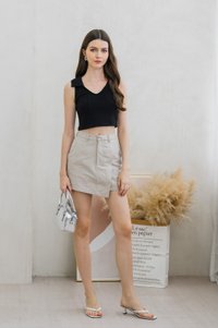 Kade Knit Collar Crop Top In Black