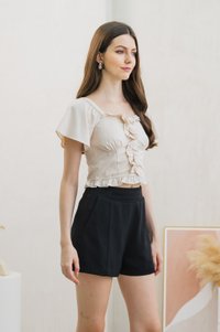 Syrus High Waisted Shorts In Black