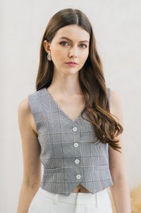 Perlyn Plaid Vest Top in Black (XL)