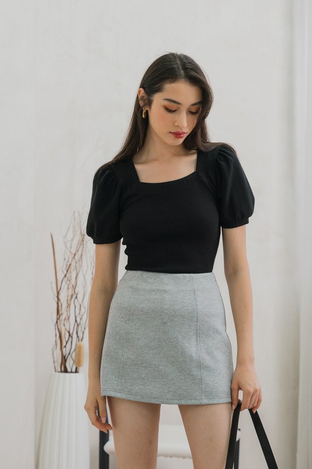 Snowy Knit Puff Sleeves Top In Black