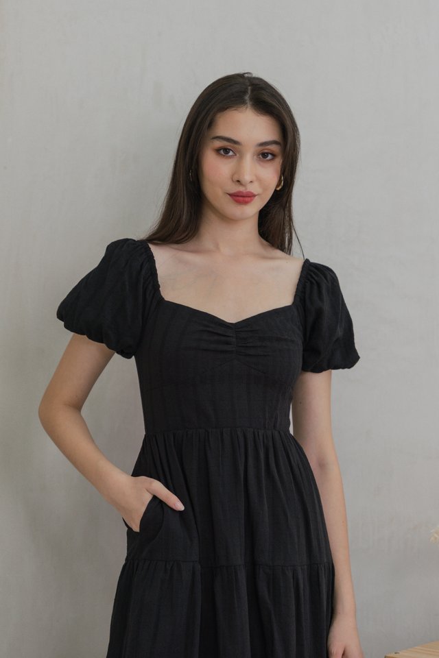 Maple Sweetheart Textured Midi Dress In Black