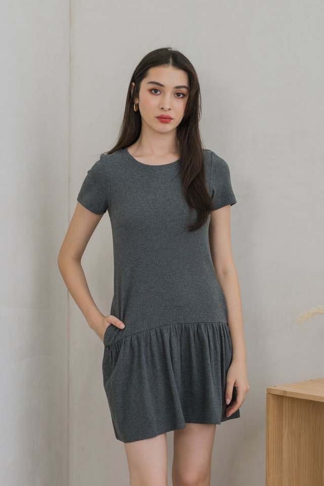 Novita Ribbed Dropwaist Dress In Dark Grey