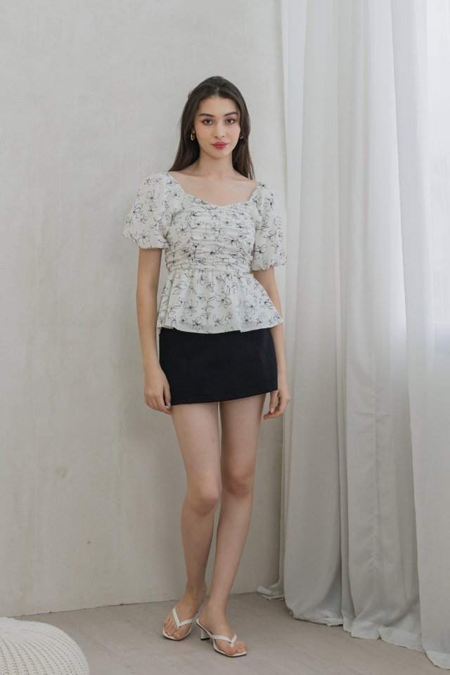 Hibiscus Floral Ruched Top In White