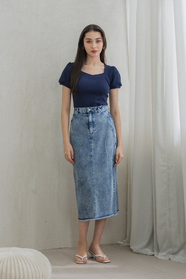 Katnis Cotton Puff Sleeves Top In Navy