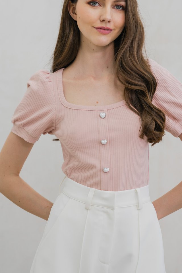 Holiday Heart Button Ribbed Top In Dusty Pink