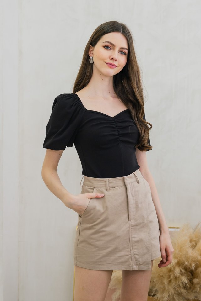Caden Overlap Cargo Denim Skort In Khaki