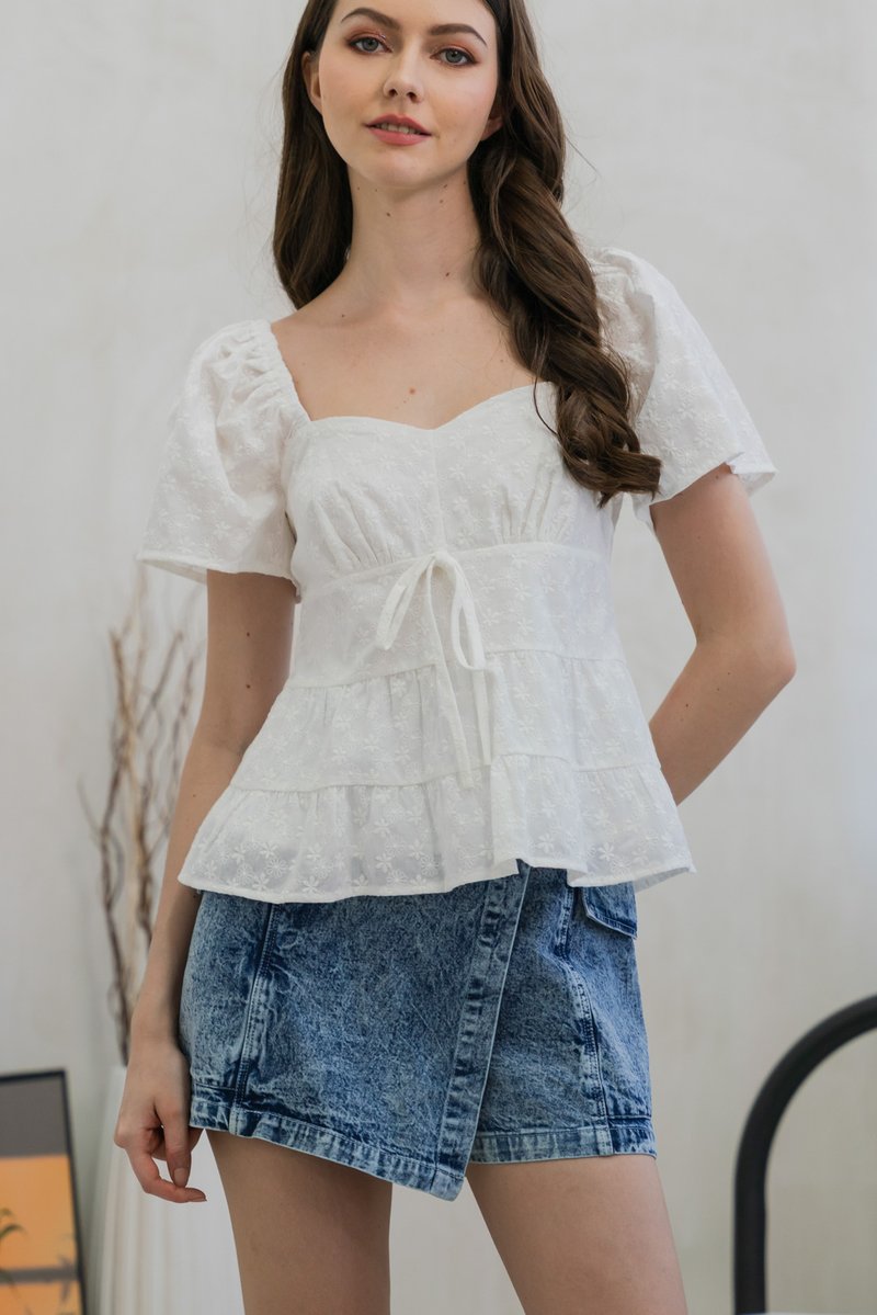 Ocean Denim Pocket Overlap Skort In Acid Wash (XS)