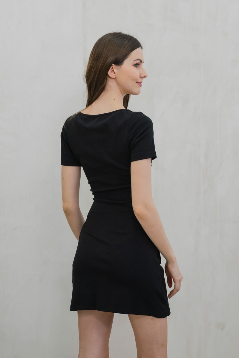 Sicily Side Ruched Button Overlap Dress In Black (XS)
