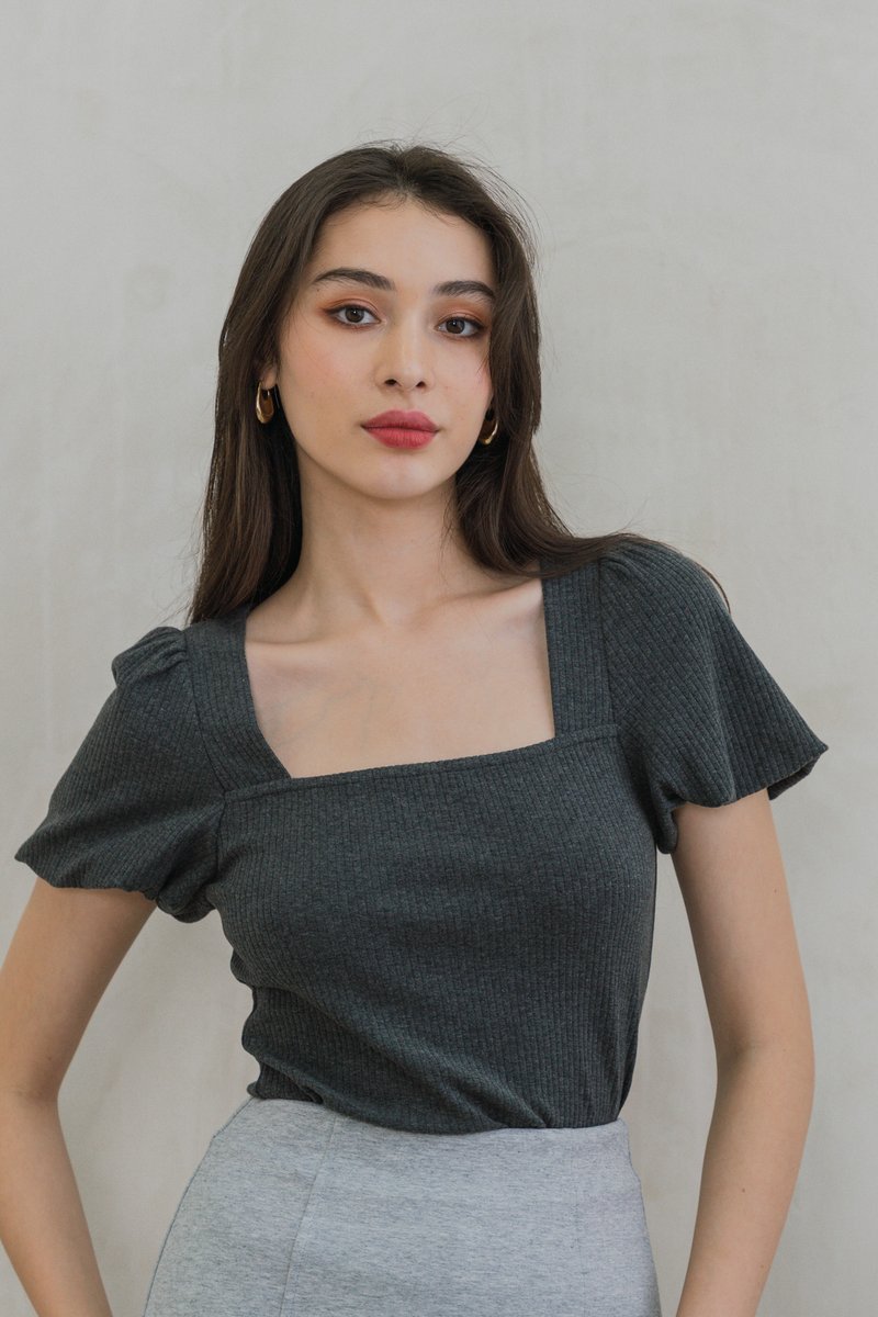 Rei Ribbed Puff Sleeve Top In Dark Grey (S)