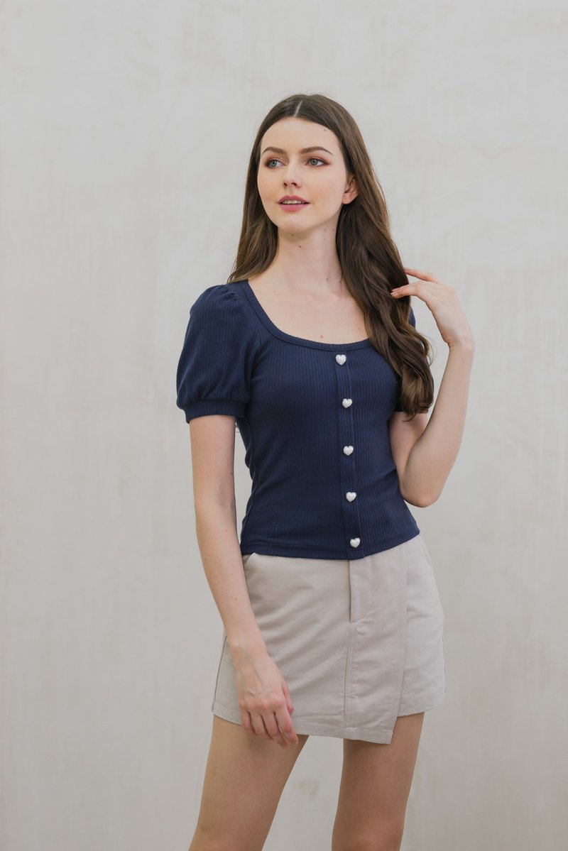 Holiday Heart Button Ribbed Top In Navy (XS)