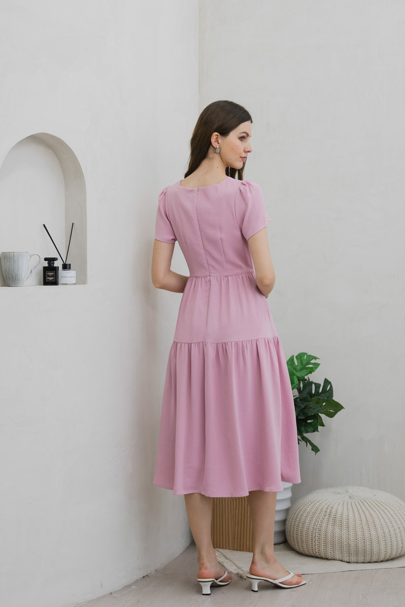 Tranquil Textured Button Tiered Midi Dress In Pink