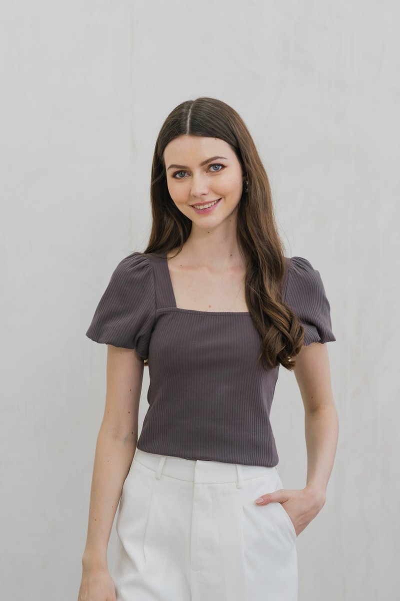 Rei Ribbed Puff Sleeve Top In Cocoa (XS)