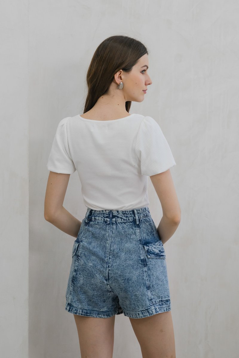 Ocean Denim Pocket Overlap Skort In Acid Wash (XS)
