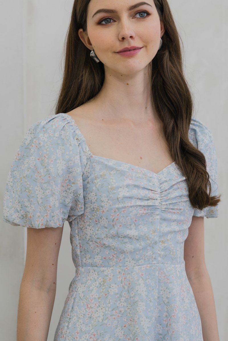 Camelia Floral Sweetheart Romper In Blue (XS)