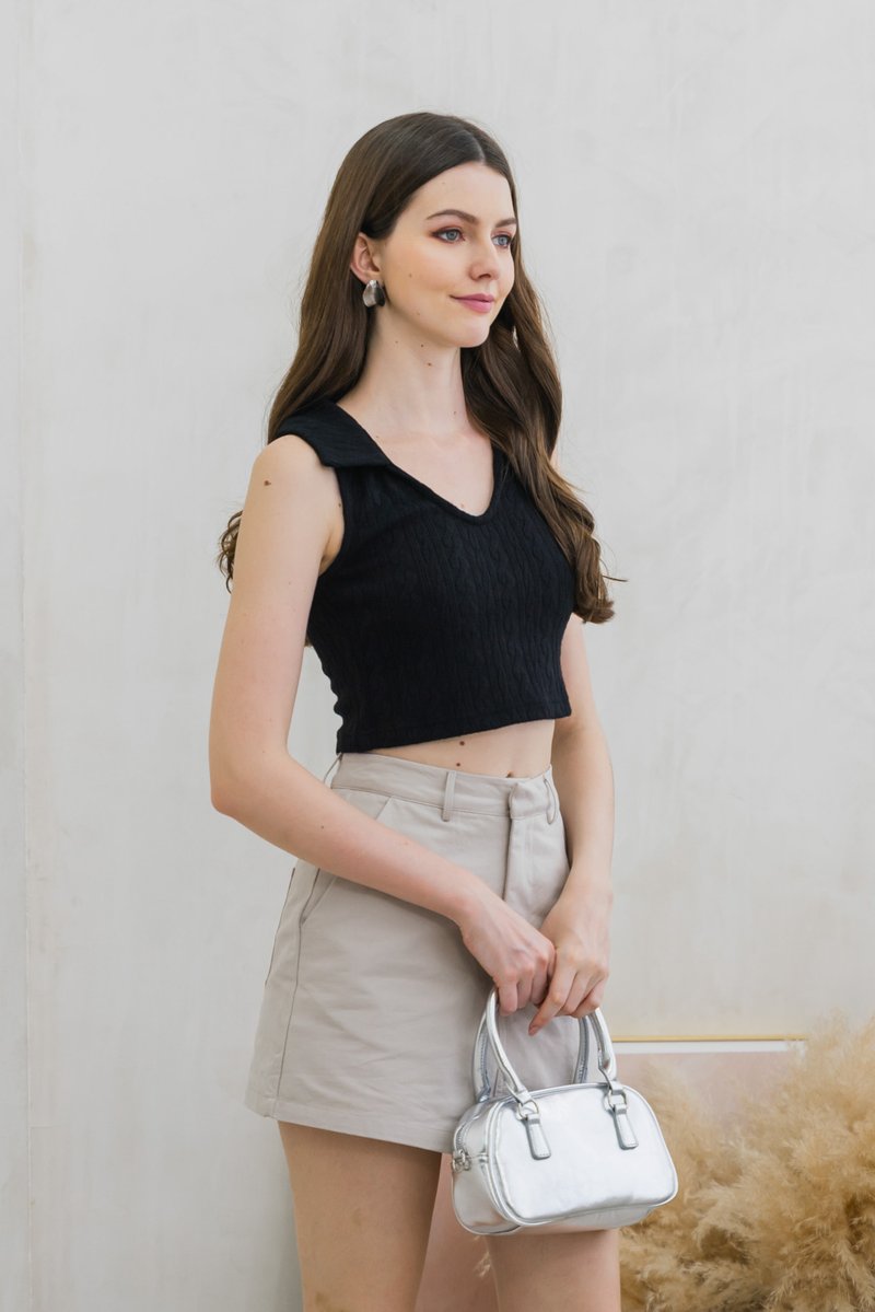 Kade Knit Collar Crop Top In Black