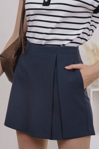 Odessa Side Slit Skort In Gunmetal (XS)