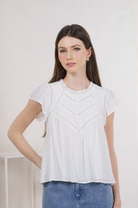 Cova Textured Crochet Top In White (XS)