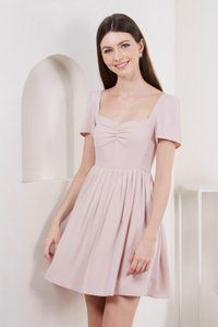 Hasha Sweetheart Pleated Dress In Dusty Pink