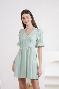 Freida Flounce Sleeve Button Dress In Sage
