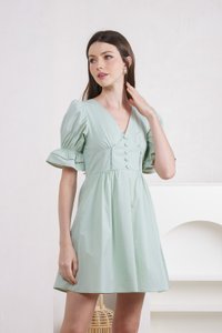 Freida Flounce Sleeve Button Dress In Sage