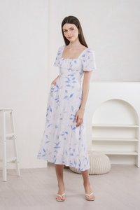 Oasis Printed Ruched Midi Dress In Blue (XS)