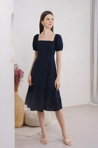 Melody Tiered Midi Dress In Navy