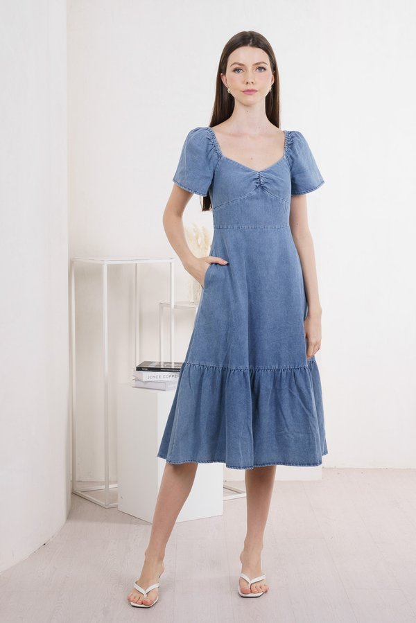 Delight Denim Sweetheart Midi Dress (XS)