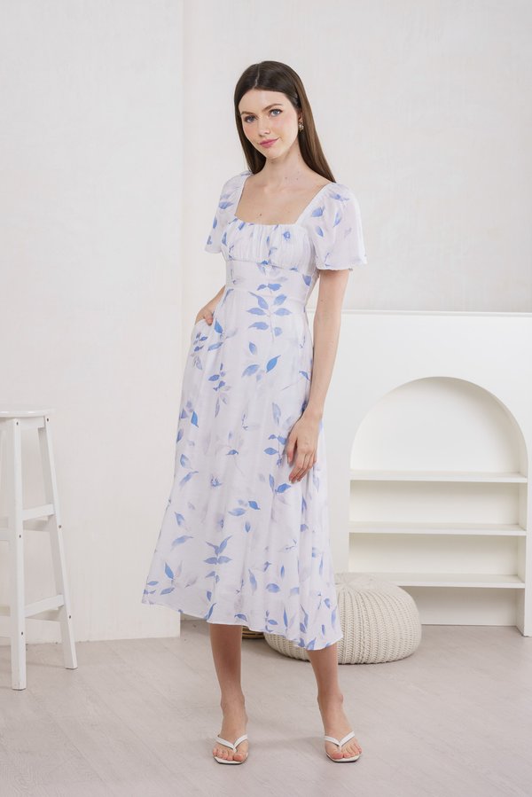 Oasis Printed Ruched Midi Dress In Blue (XS)