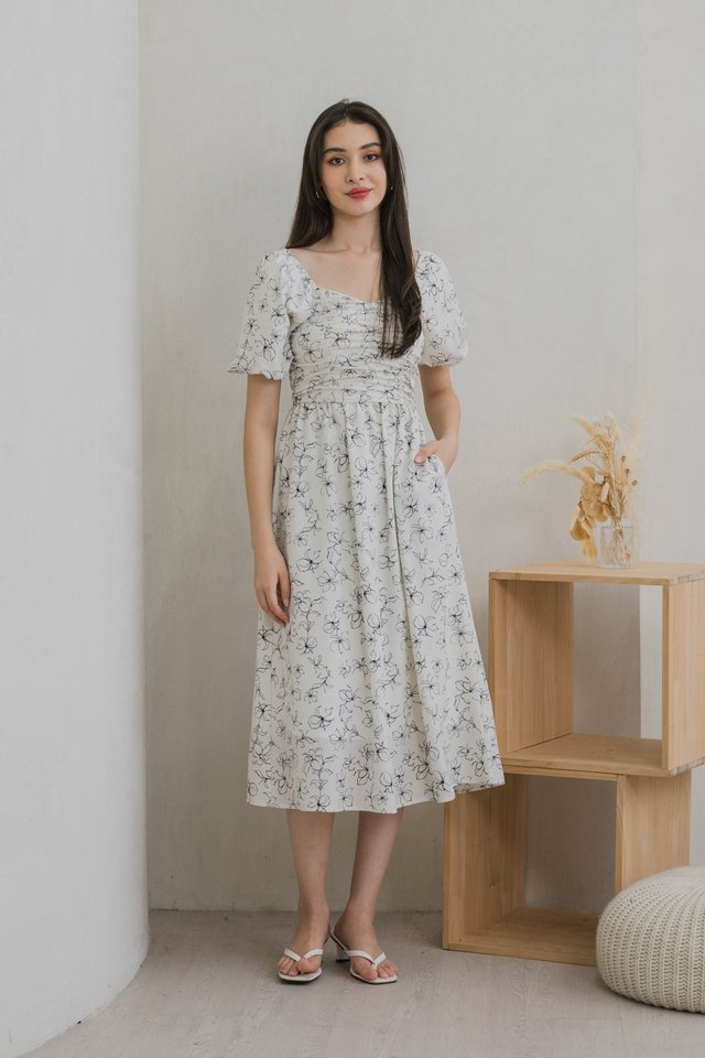 Hibiscus Floral Ruched Midi Dress In White