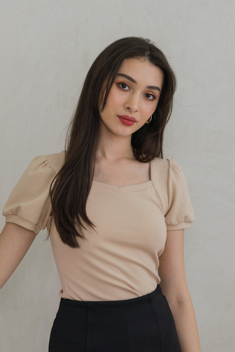 Katnis Cotton Puff Sleeves Top In Cream